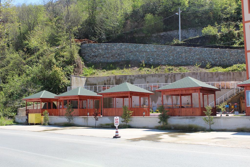 Oz-Ay Hotel Surmene ภายนอก รูปภาพ